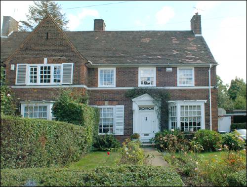 62 Gurney Drive